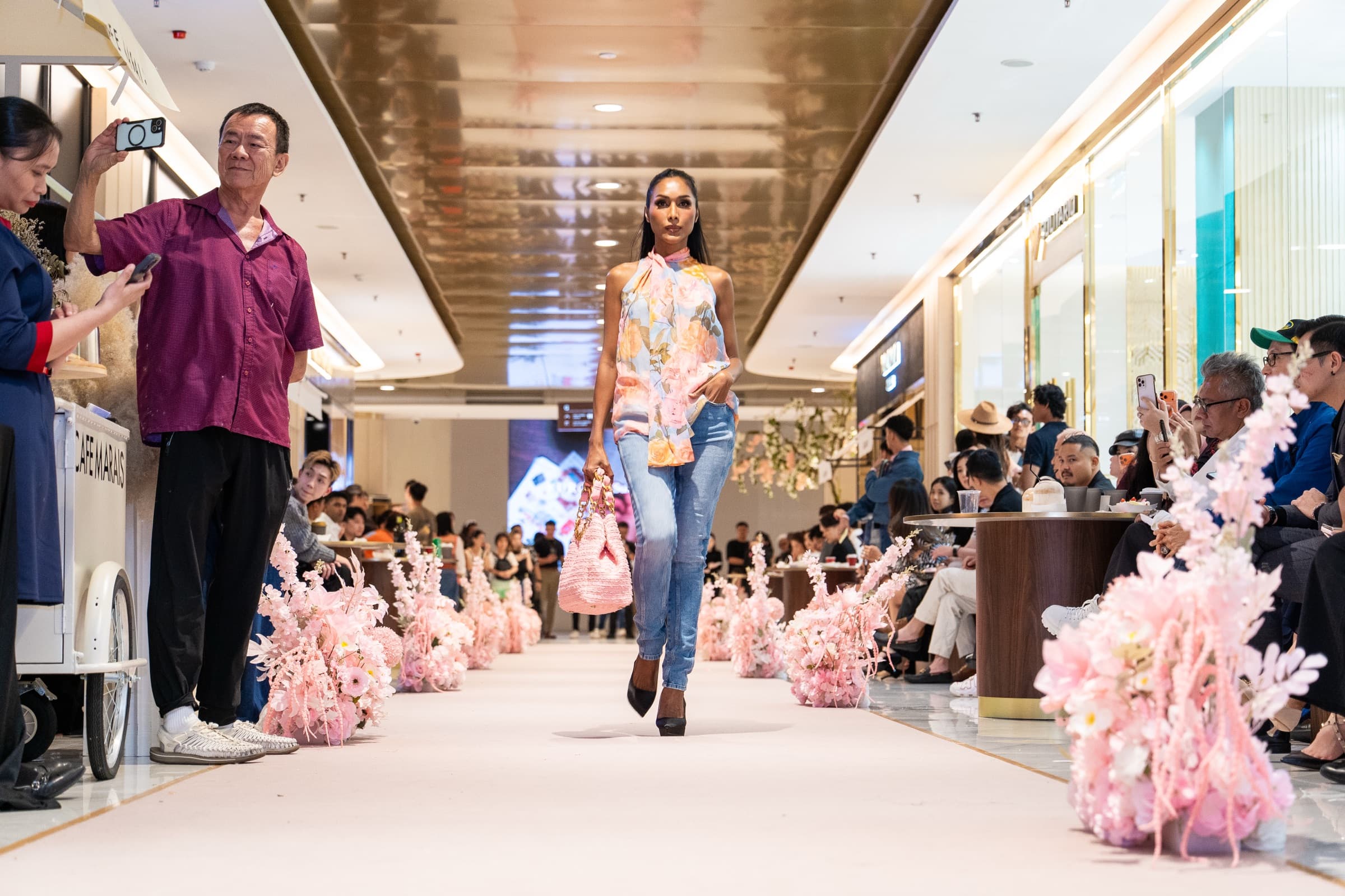 The Café Marais cart on the floor at a Starhill runway show